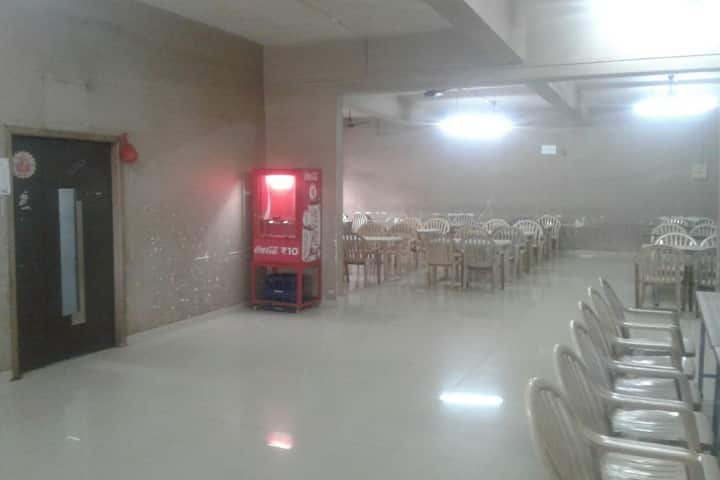 cafeteria